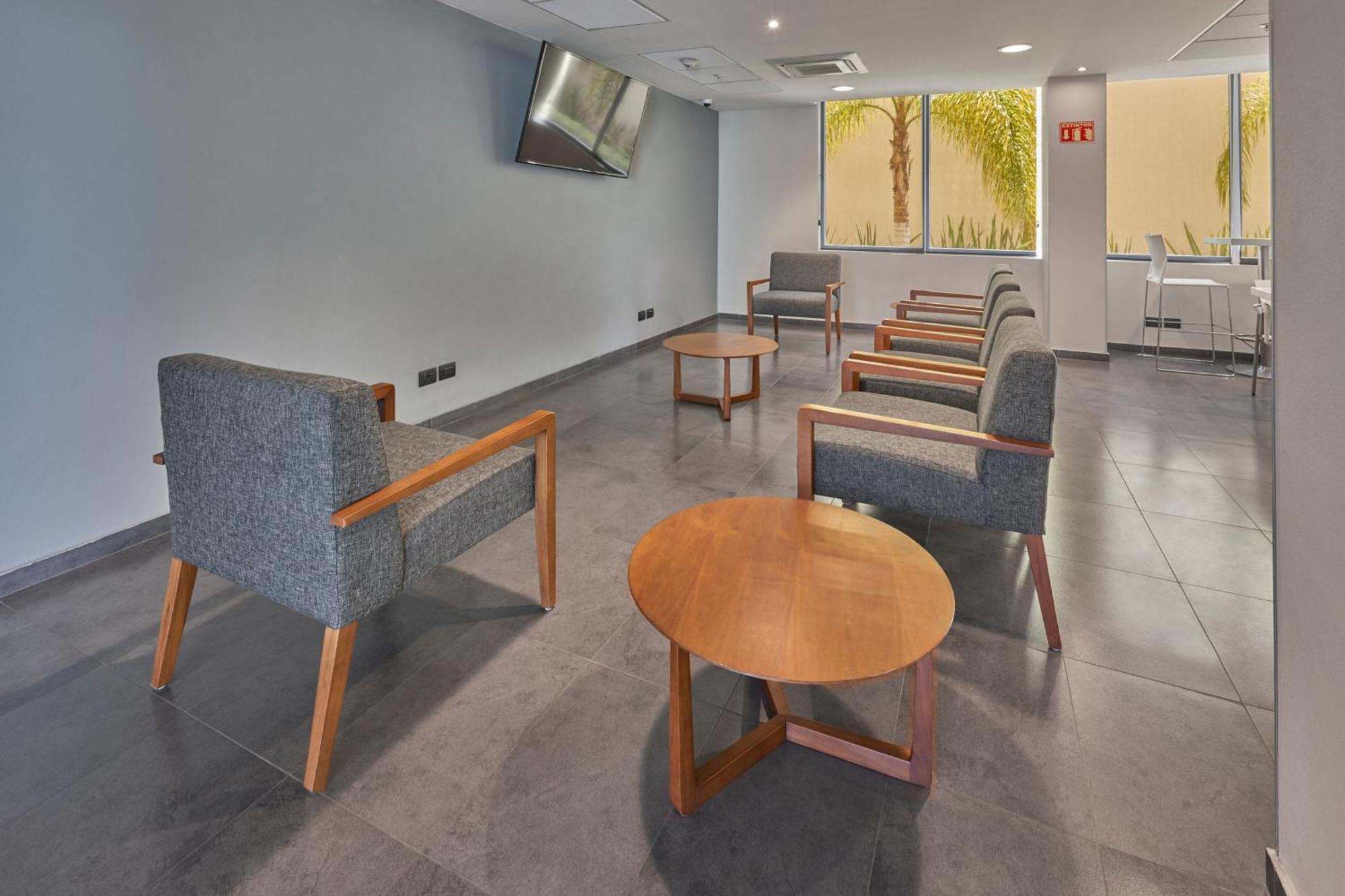 City Express By Marriott Salamanca Exterior photo