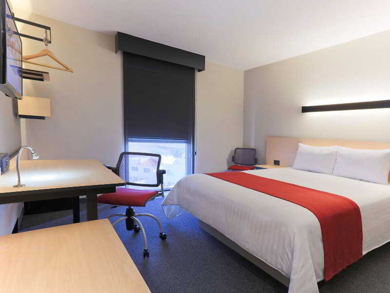 City Express By Marriott Salamanca Exterior photo